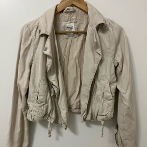 Abercrombie lightweight cropped moto jacket (light khaki color)